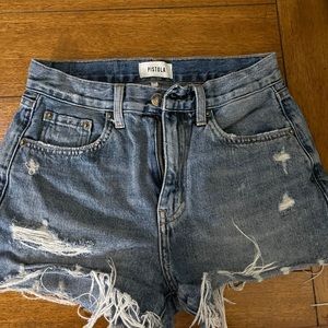 Pistola shorts